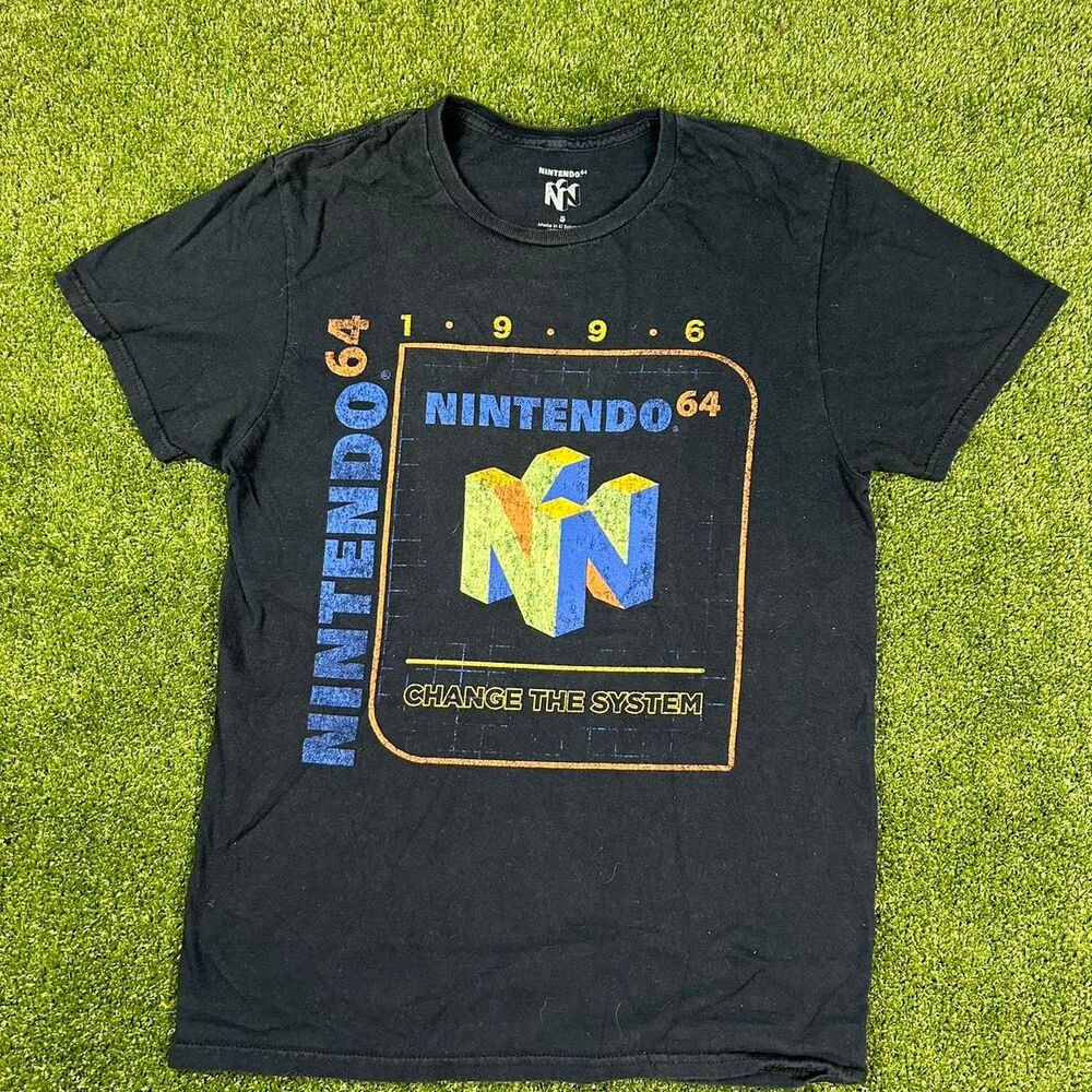 Nintendo Men's Black T-shirt